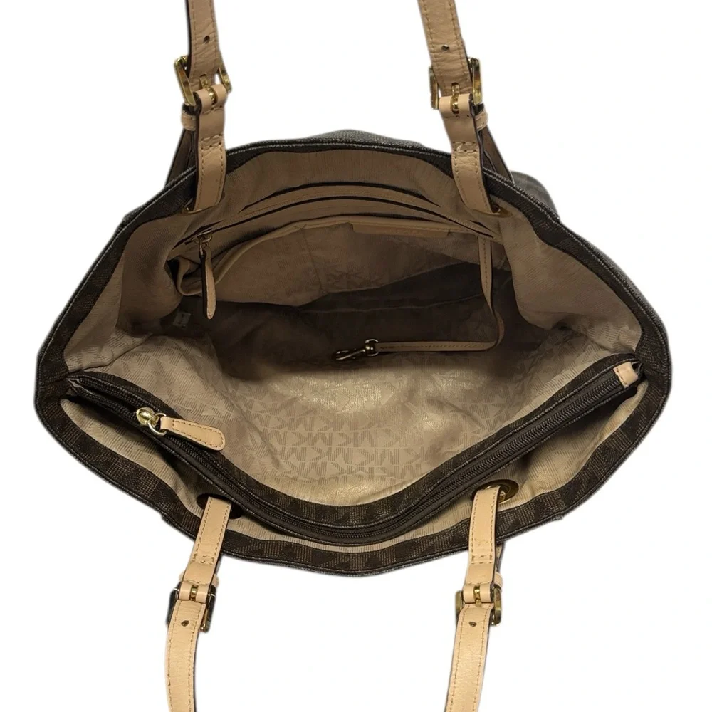 Michael Kors Jet Set Signature East West Brown Monogram Shoulder Bag Tote Purse - Picture 15 of 16